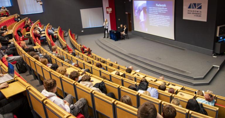 Zagrożenia w miejscach publicznej rozrywki