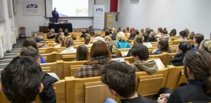 „Kobieta współuzależniona jako ofiara przemocy. Interwencja – Pomoc – Profilaktyka” - seminarium w ramach Kampanii Biała Wstążka