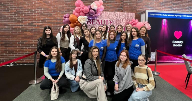 Studentki Kosmetologii na Beauty Forum