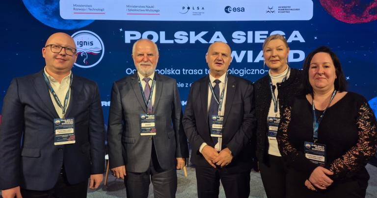 ANS na trasie „Polska sięga gwiazd”! Inspirujące spotkanie z dr. Sławoszem Uznańskim-Wiśniewskim