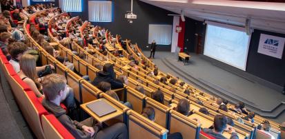 Jakim doktorem był doktor Mikołaj Kopernik i ars medendi w świetle źr&oacute;deł historycznych
