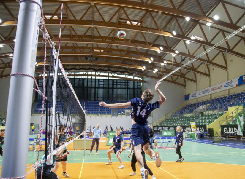 Turniej Piłki Siatkowej o Puchar Rektora ANS w Elblągu – sportowe emocje i świetna atmosfera!