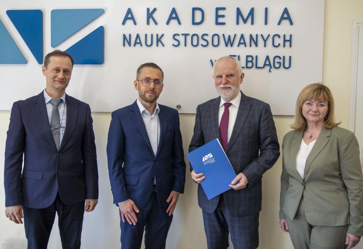 Aplikacja Mobilny USOS dostępna na smartfony