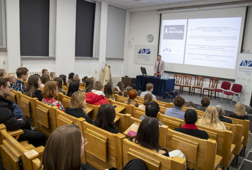 Seminarium w ramach Kampanii Biała Wstążka
